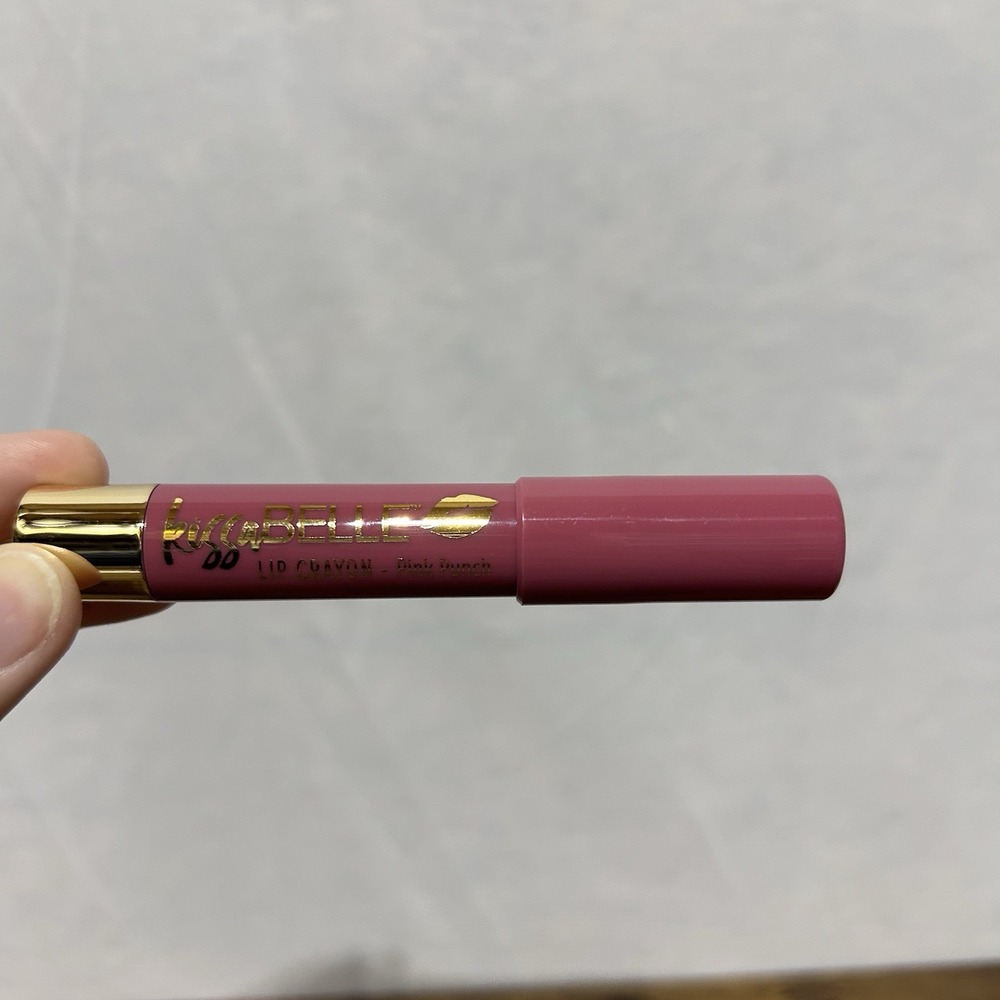 Belle Beauty Kissabelle Crème Lip Crayon‎ - Pink Punch .095oz. NEW